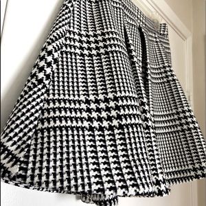 Houndstooth Mini Skirt